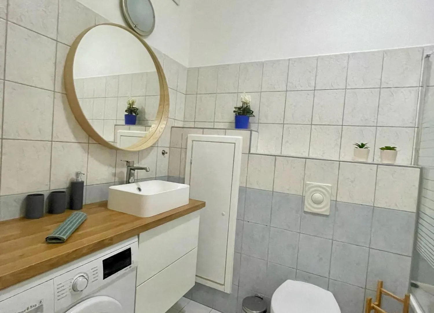 #Klauzal11#Design Apartment #2Bdrm #Freeparking Budapest 0*,  Hungary
