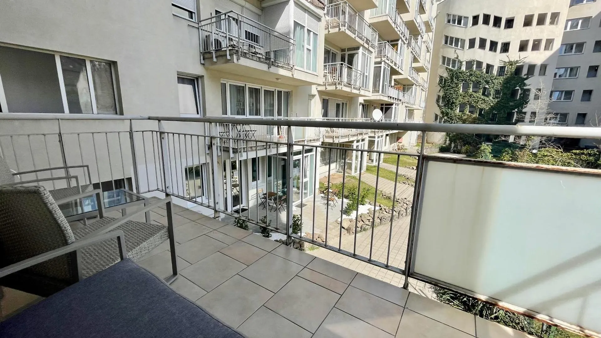 #Klauzal11#Design Apartment #2Bdrm #Freeparking Budapest