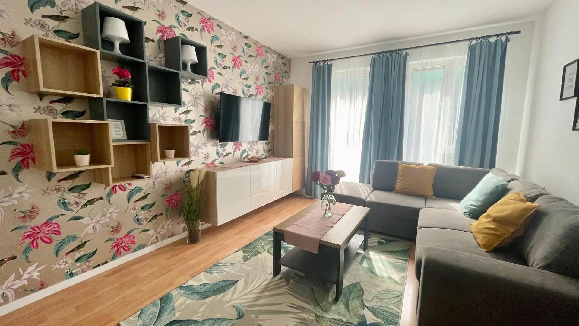 #Klauzal11#Design Apartment #2Bdrm #Freeparking Budapest